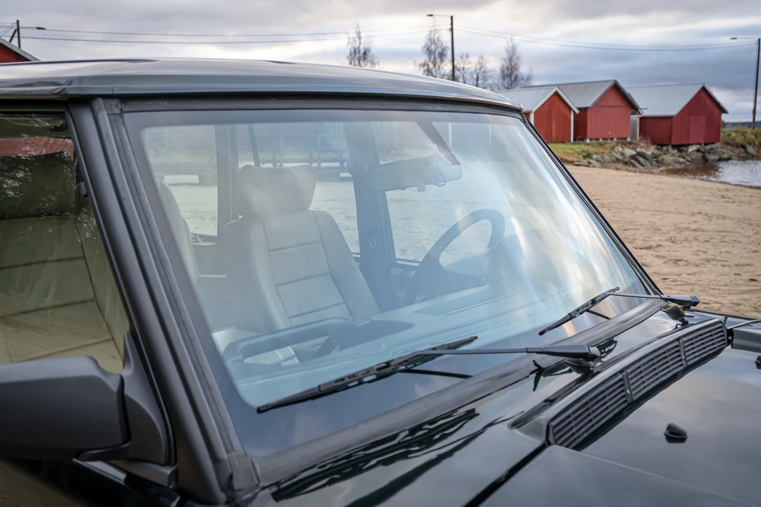 1995 Land Rover Range Rover Classic - Image 25 of 31