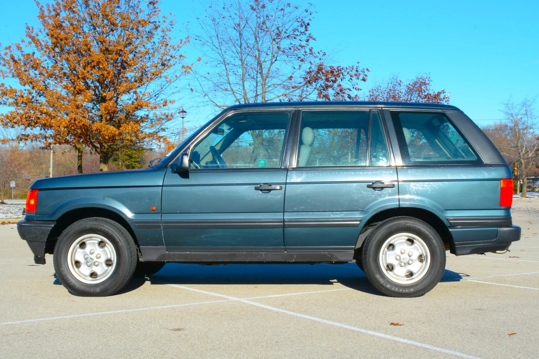 1995 Land Rover Range Rover P38A - Image 3 of 23