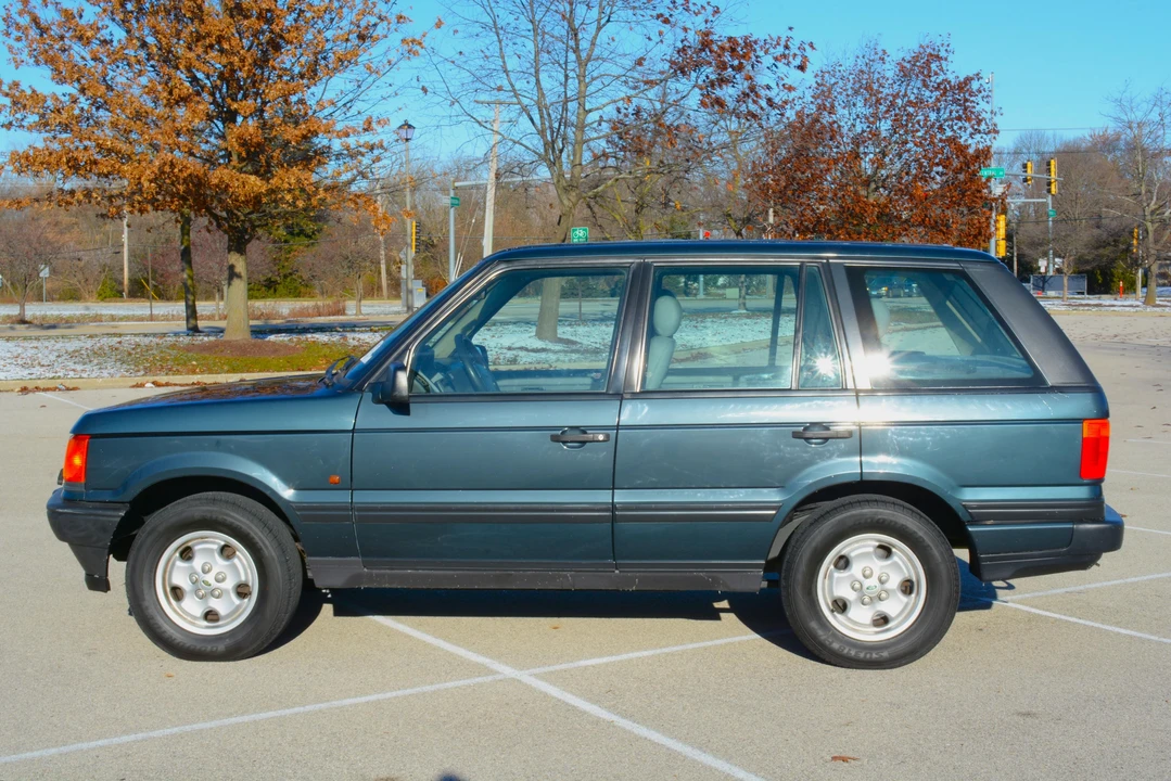 1995 Land Rover Range Rover P38A - Image 17 of 23