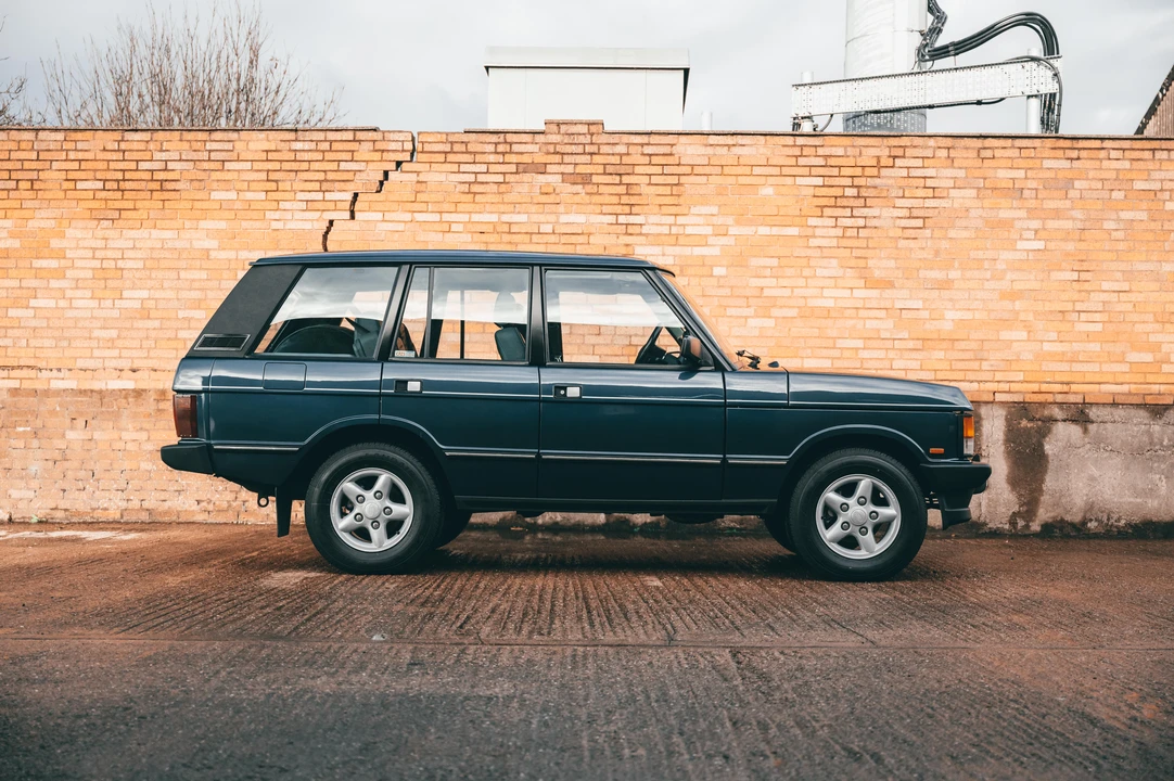 1995 Land Rover Range Rover Classic - Image 4 of 31