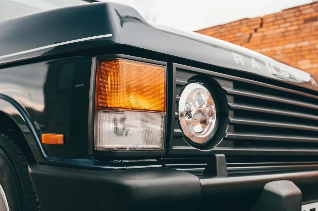 1995 Land Rover Range Rover Classic - Image 25 of 31