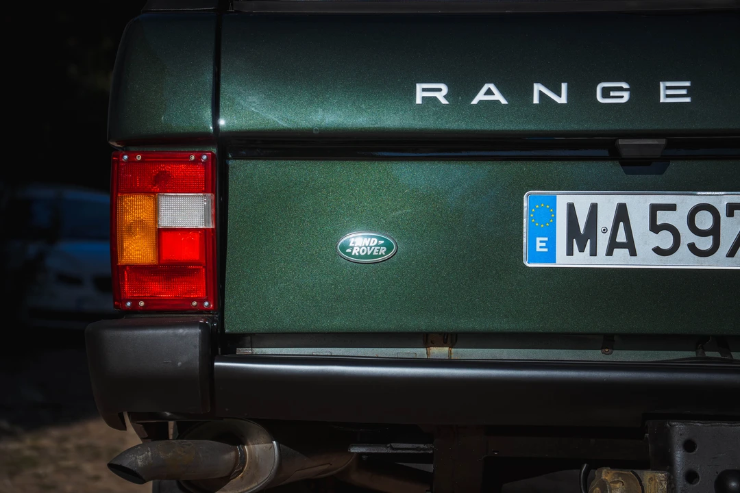 1995 Land Rover Range Rover Classic - Image 10 of 31