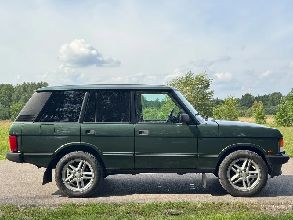 1995 Land Rover Range Rover Classic - Image 10 of 30