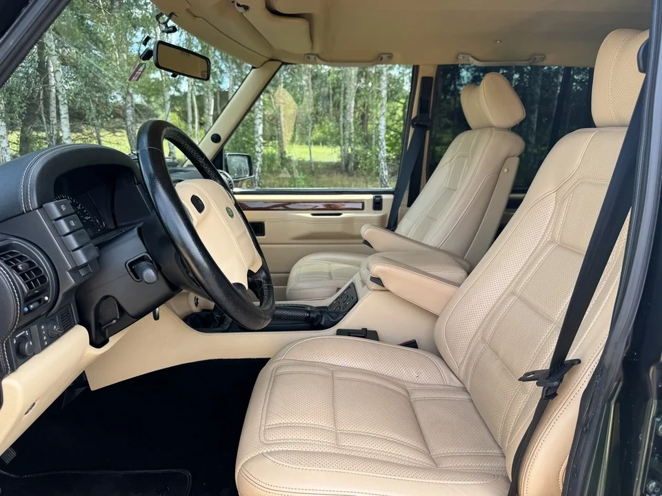 1995 Land Rover Range Rover Classic - Image 16 of 30