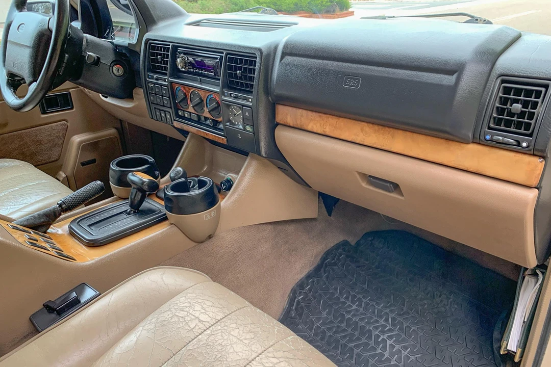 1995 Land Rover Range Rover Classic - Image 20 of 31