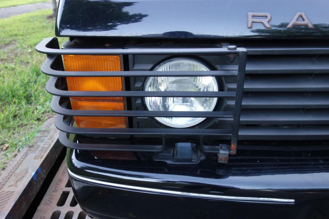 1995 Land Rover Range Rover Classic - Image 15 of 31