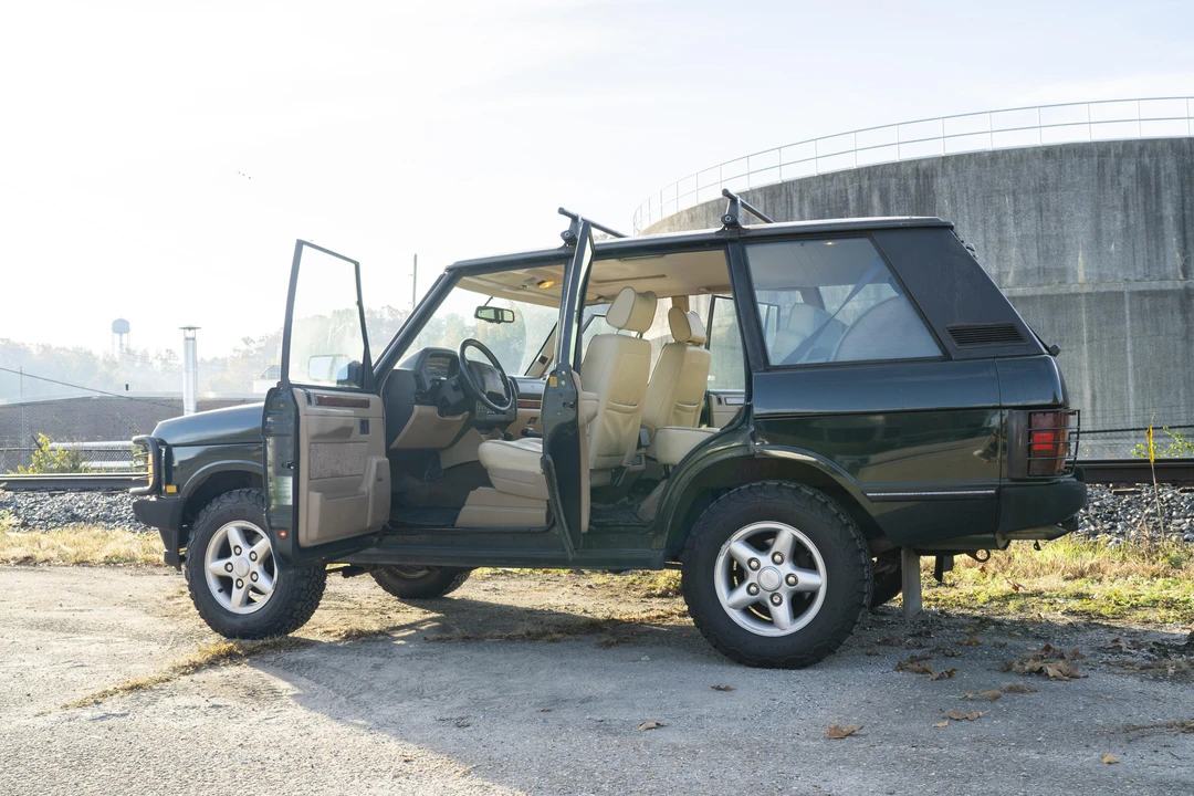 1995 Land Rover Range Rover Classic - Image 9 of 31