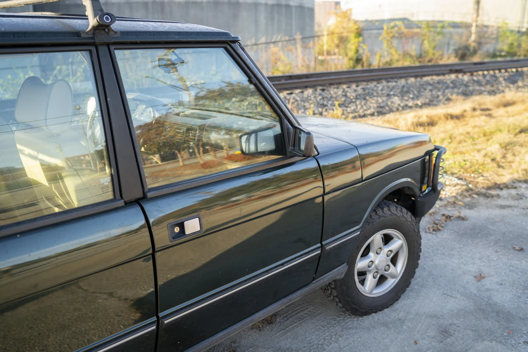 1995 Land Rover Range Rover Classic - Image 19 of 31