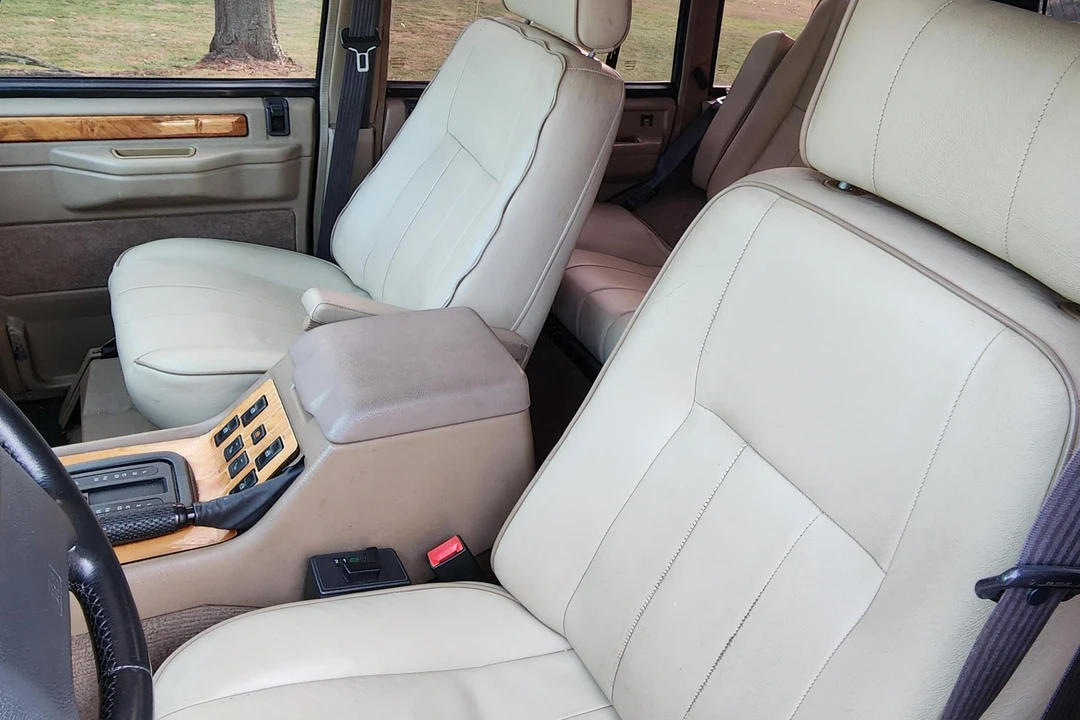 1995 Land Rover Range Rover Classic - Image 25 of 31