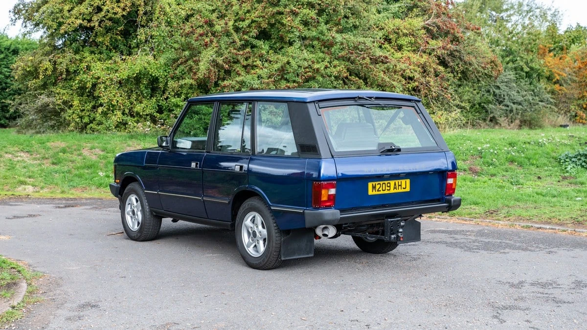 1995 Land Rover Range Rover Classic - Image 9 of 30