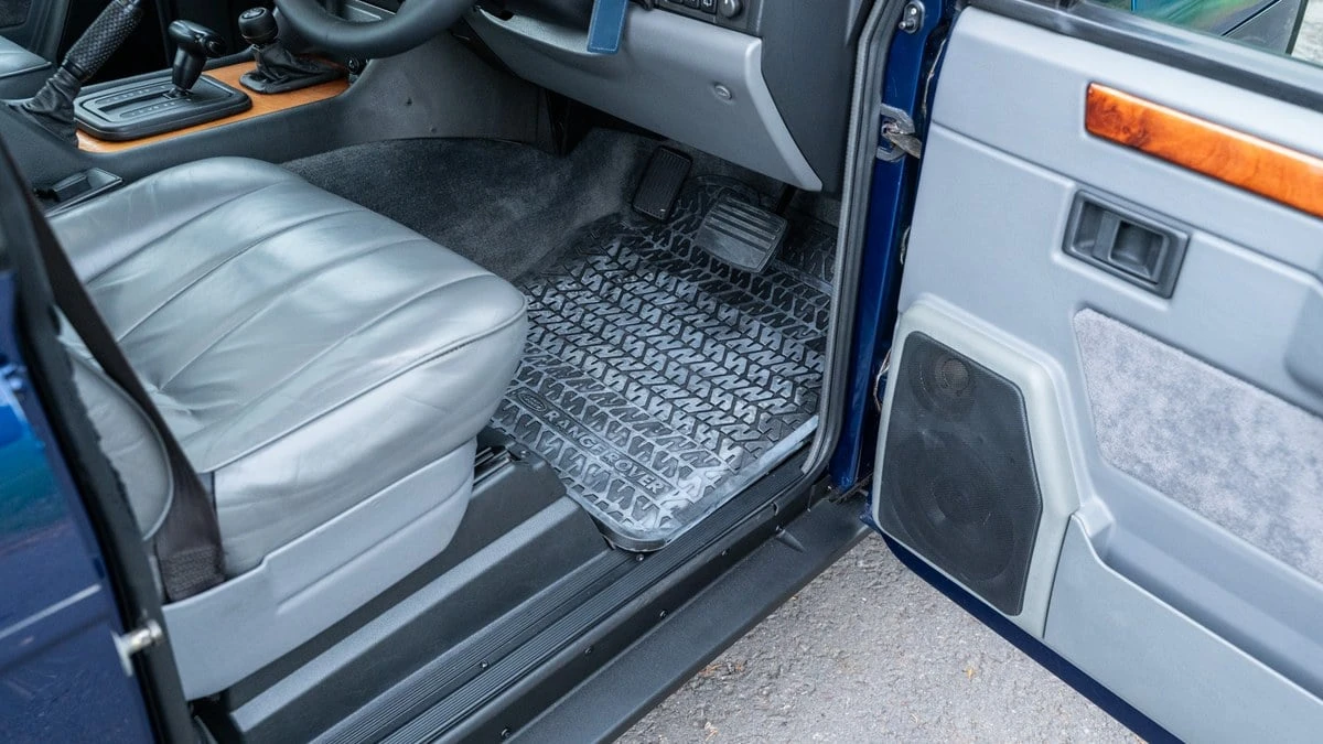 1995 Land Rover Range Rover Classic - Image 21 of 30