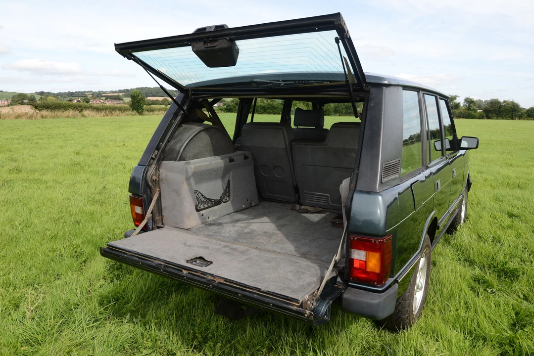 1995 Land Rover Range Rover Classic - Image 12 of 16