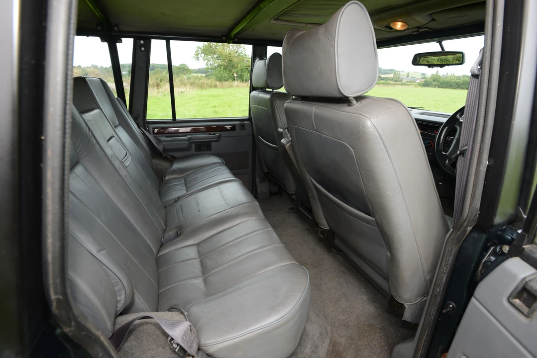 1995 Land Rover Range Rover Classic - Image 11 of 16