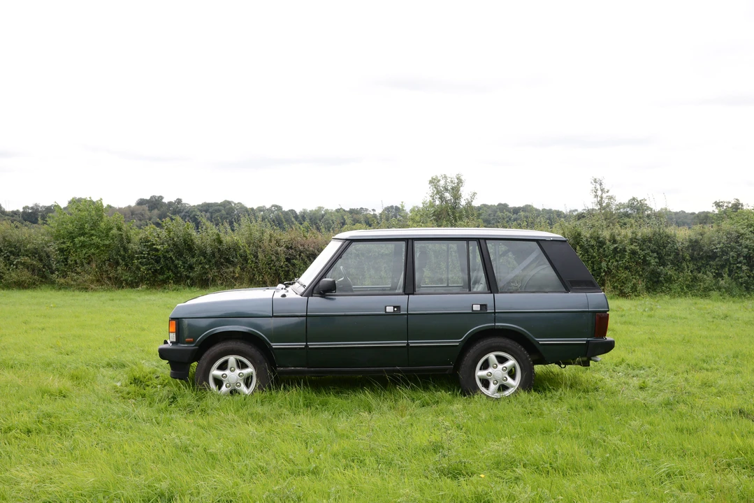 1995 Land Rover Range Rover Classic - Image 7 of 16