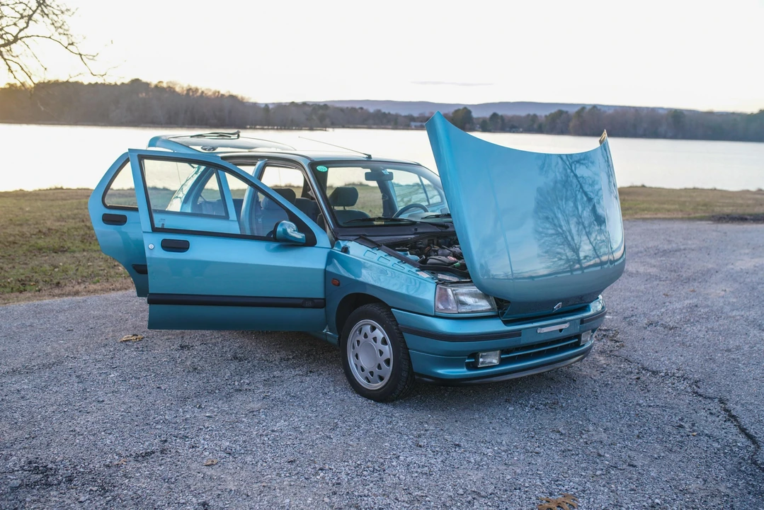 1995 Renault Clio 1st Gen - Image 28 of 31