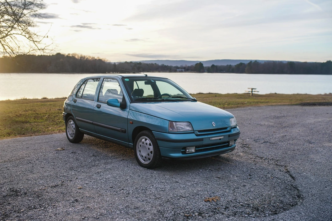 1995 Renault Clio 1st Gen - Image 24 of 31