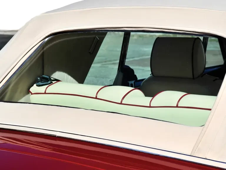 1995 Rolls-Royce Corniche Series IV - Image 19 of 25
