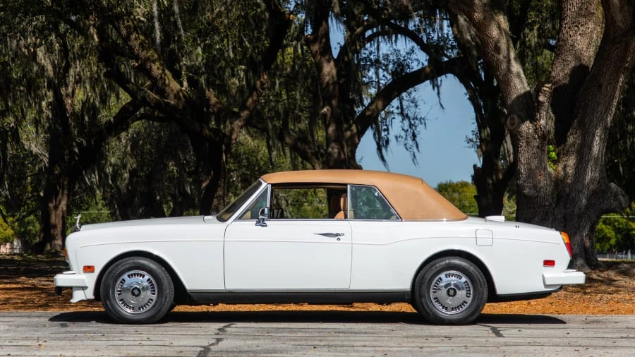 1995 Rolls-Royce Corniche Series IV - Image 2 of 15