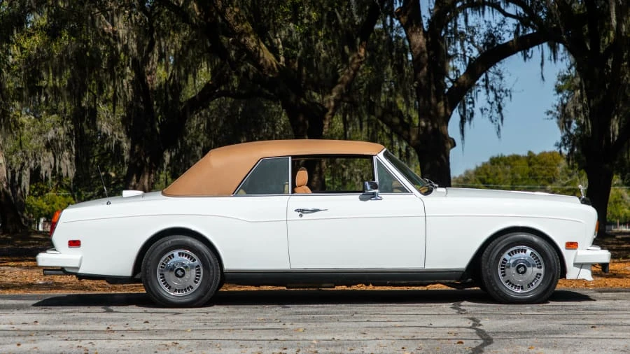 1995 Rolls-Royce Corniche Series IV - Image 8 of 15