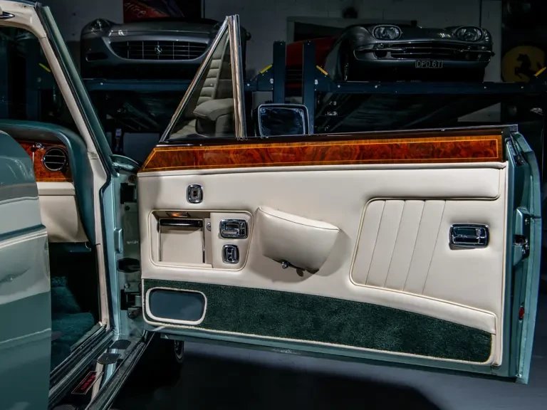 1995 Rolls-Royce Corniche Series IV - Image 29 of 31