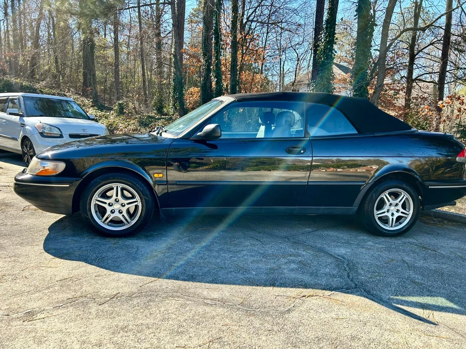1995 Saab 900 2nd Gen - Image 4 of 21