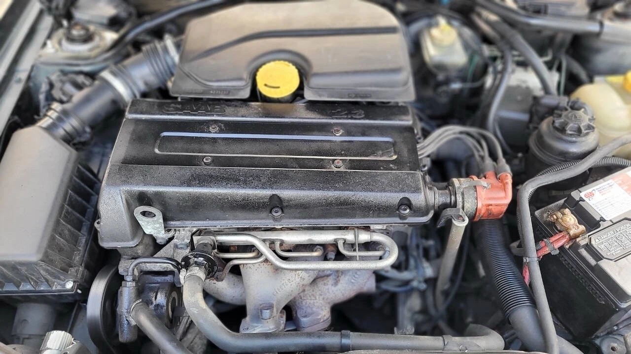 1995 Saab 900 2nd Gen - Image 30 of 31