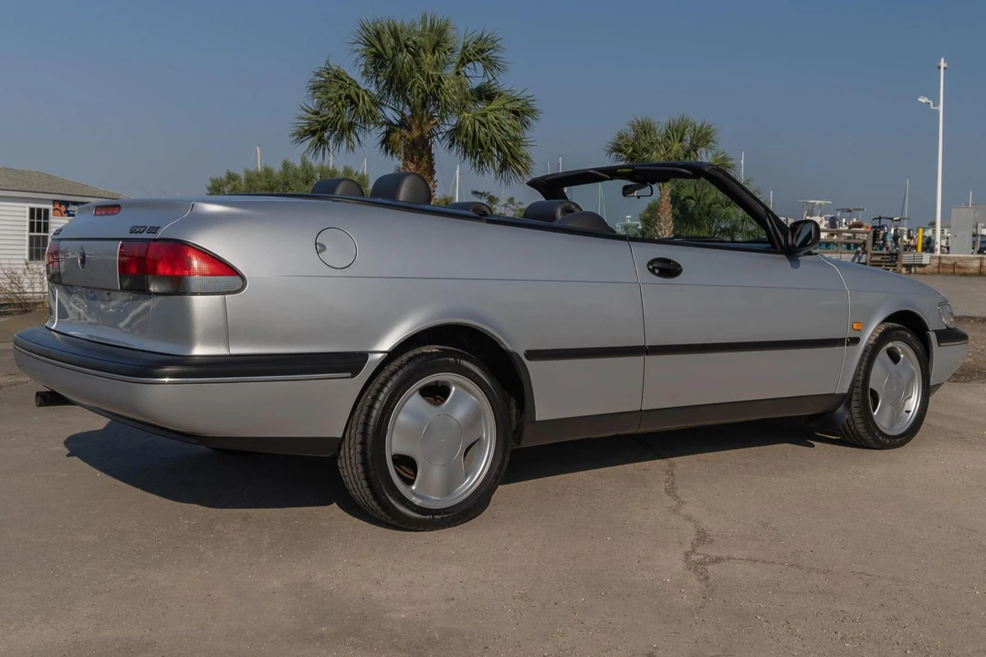 1995 Saab 900 2nd Gen - Image 4 of 31