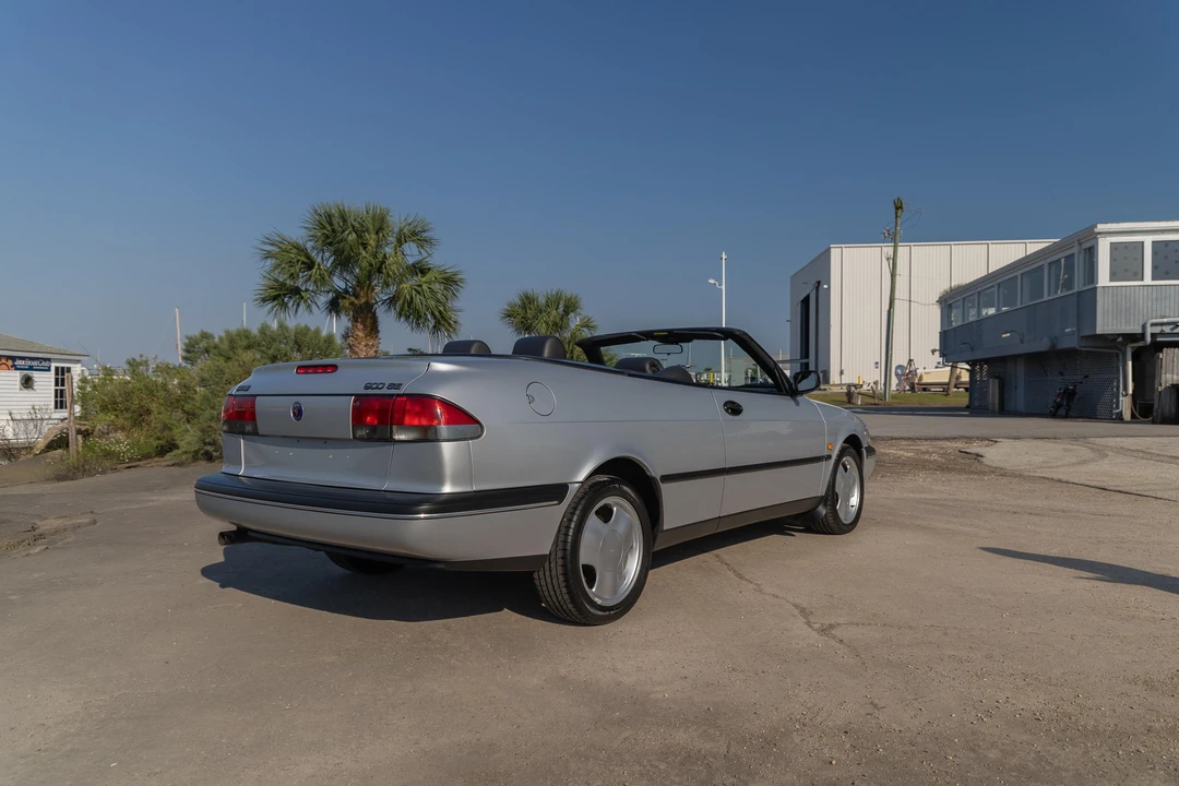 1995 Saab 900 2nd Gen - Image 11 of 31