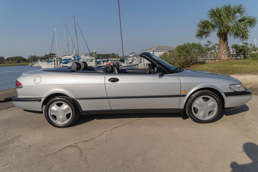 1995 Saab 900 2nd Gen - Image 13 of 31