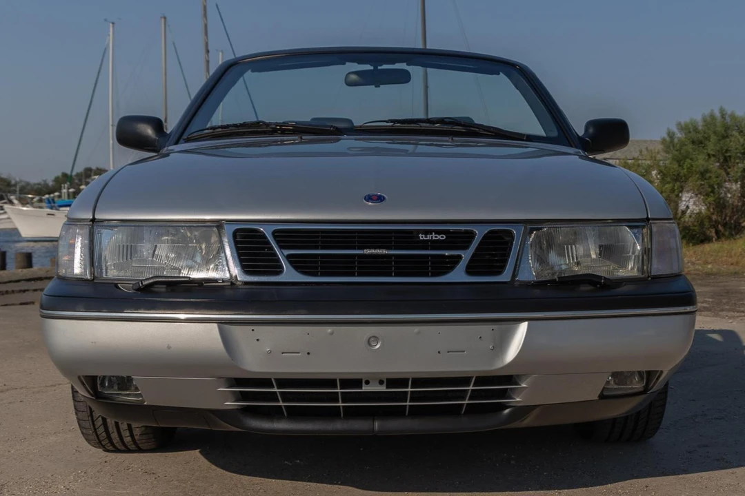 1995 Saab 900 2nd Gen - Image 2 of 31
