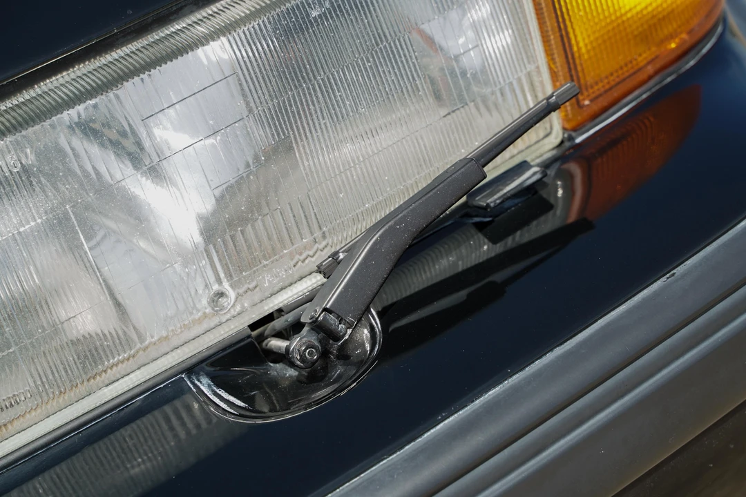 1995 Saab 9000 - Image 17 of 31