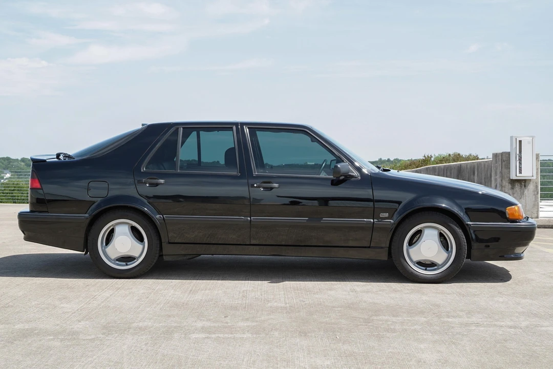1995 Saab 9000 - Image 3 of 31