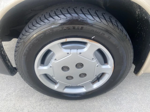 1995 Saturn - Image 20 of 21