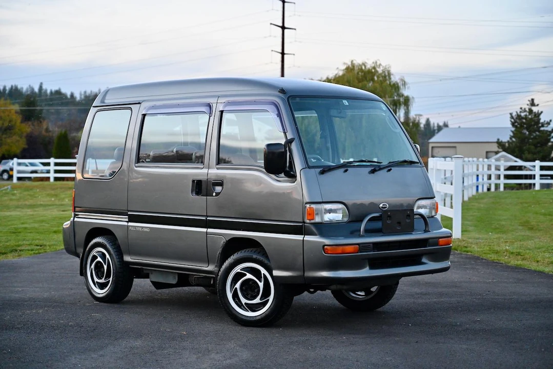 1995 Subaru Sambar 5th Gen - Image 16 of 31