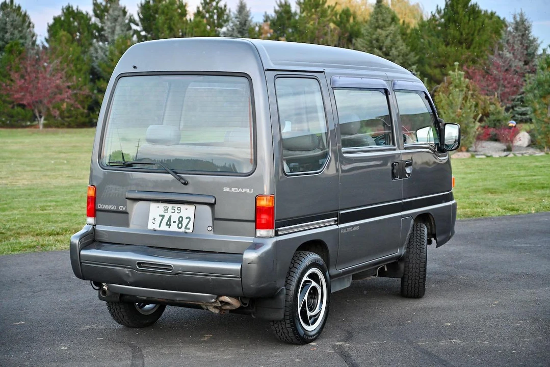 1995 Subaru Sambar 5th Gen - Image 13 of 31