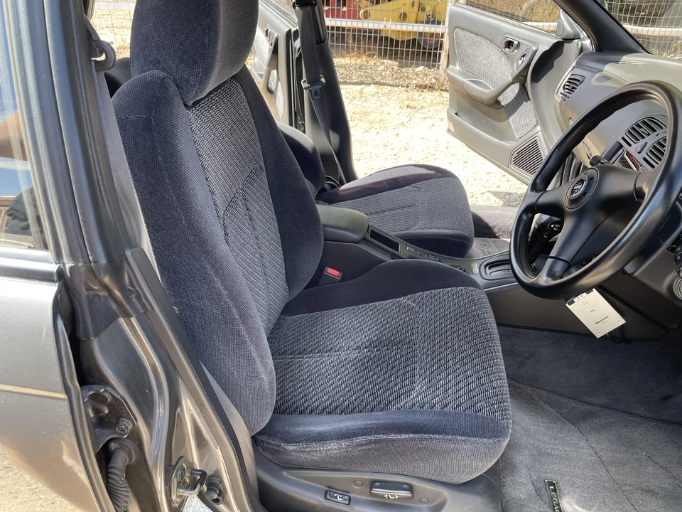 1995 Subaru Legacy 2nd Gen - Image 27 of 31