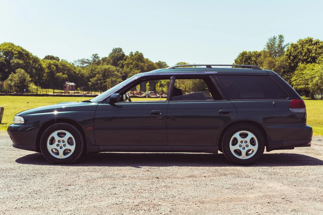 1995 Subaru Legacy 2nd Gen - Image 3 of 31