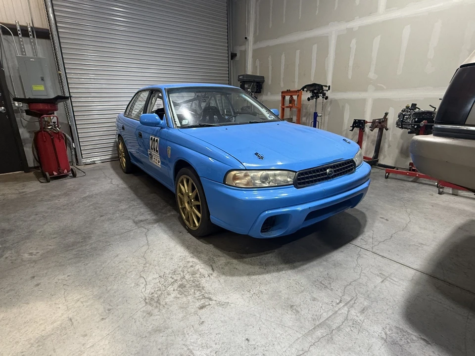 1995 Subaru Legacy 2nd Gen - Image 14 of 18