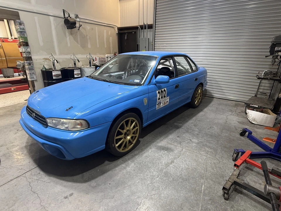 1995 Subaru Legacy 2nd Gen - Image 10 of 18