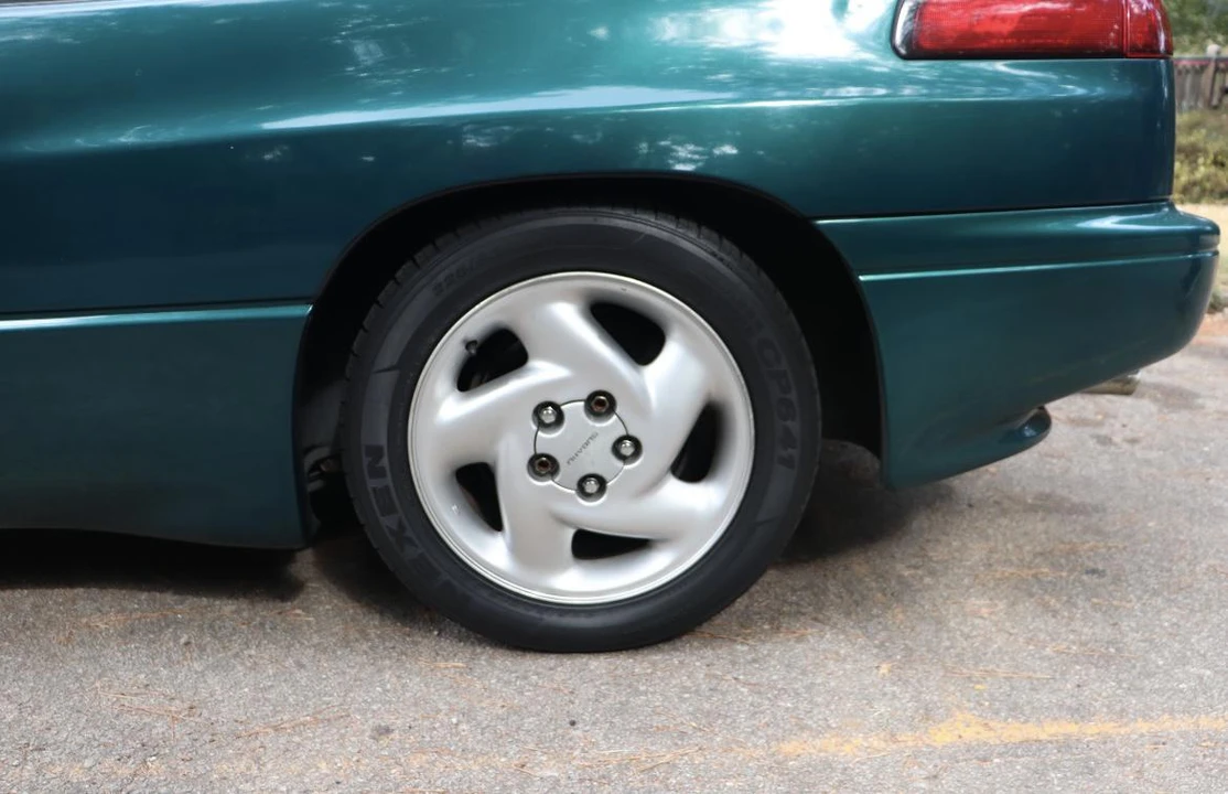 1995 Subaru SVX - Image 24 of 31