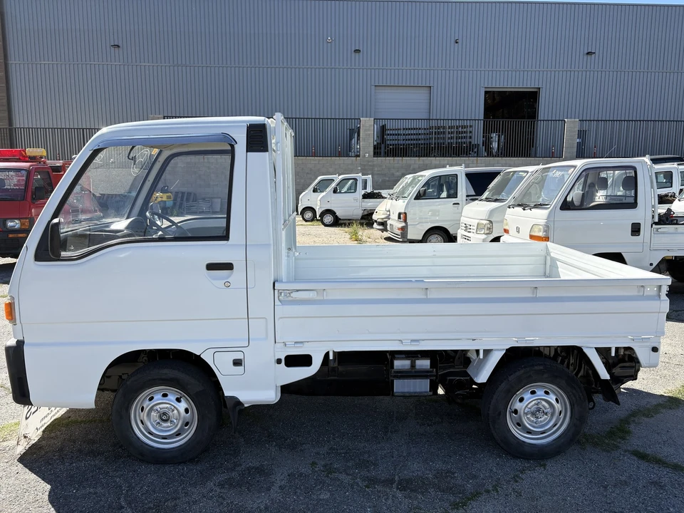 1995 Subaru Sambar 4th Gen - Image 4 of 21