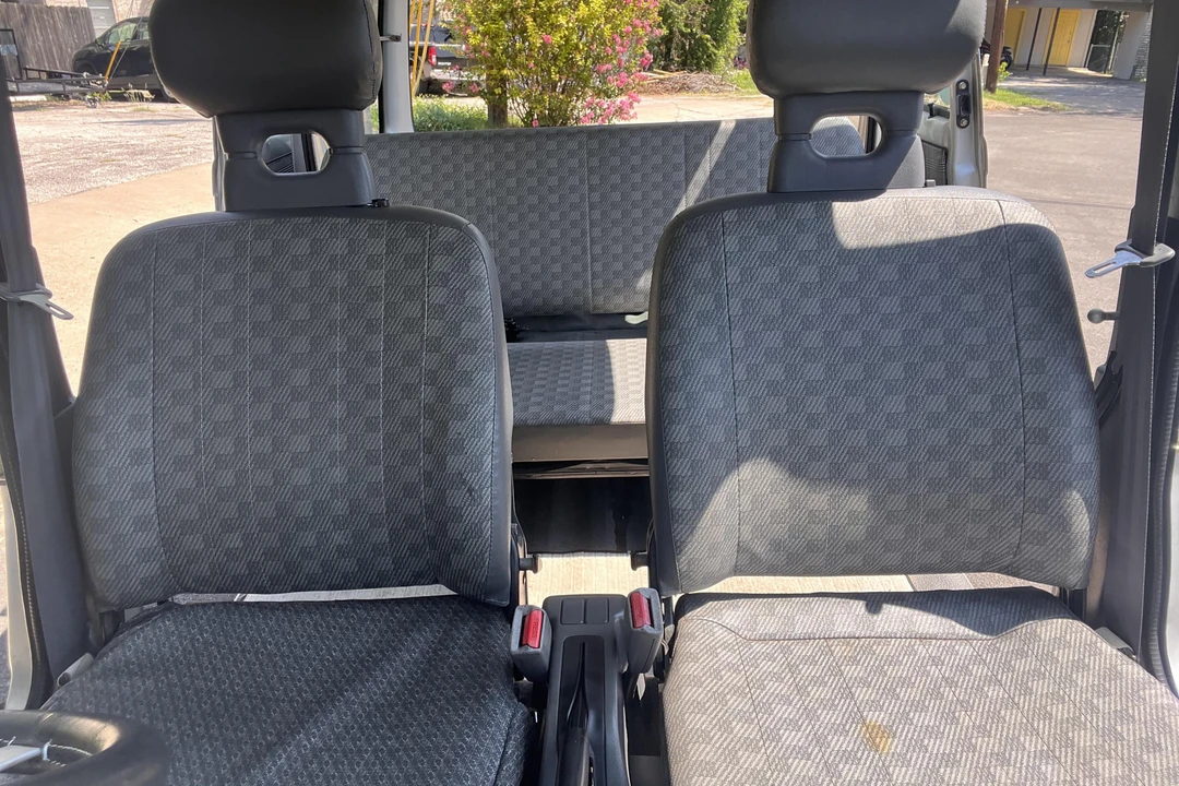 1995 Subaru Sambar 5th Gen - Image 23 of 31
