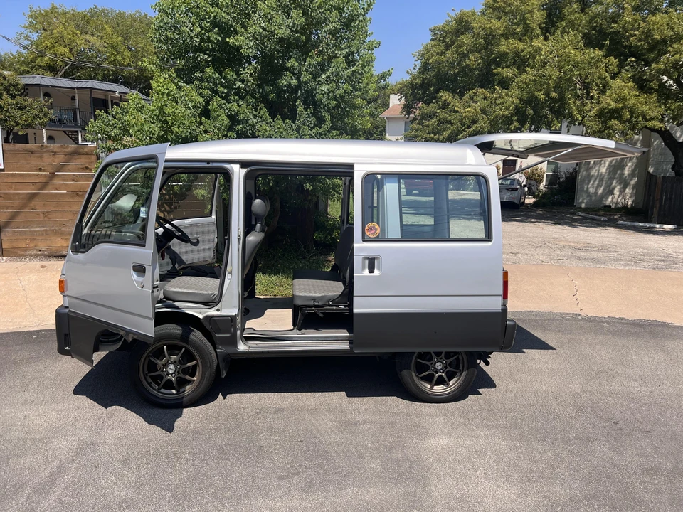 1995 Subaru Sambar 5th Gen - Image 16 of 31