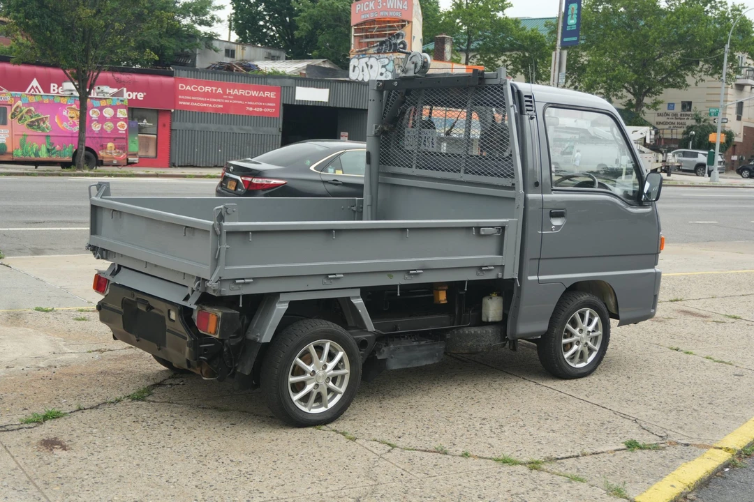 1995 Subaru Sambar 5th Gen - Image 25 of 31