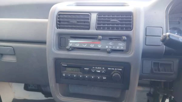 1995 Subaru Sambar 5th Gen - Image 14 of 17