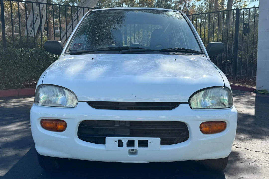 1995 Subaru Vivio - Image 2 of 31