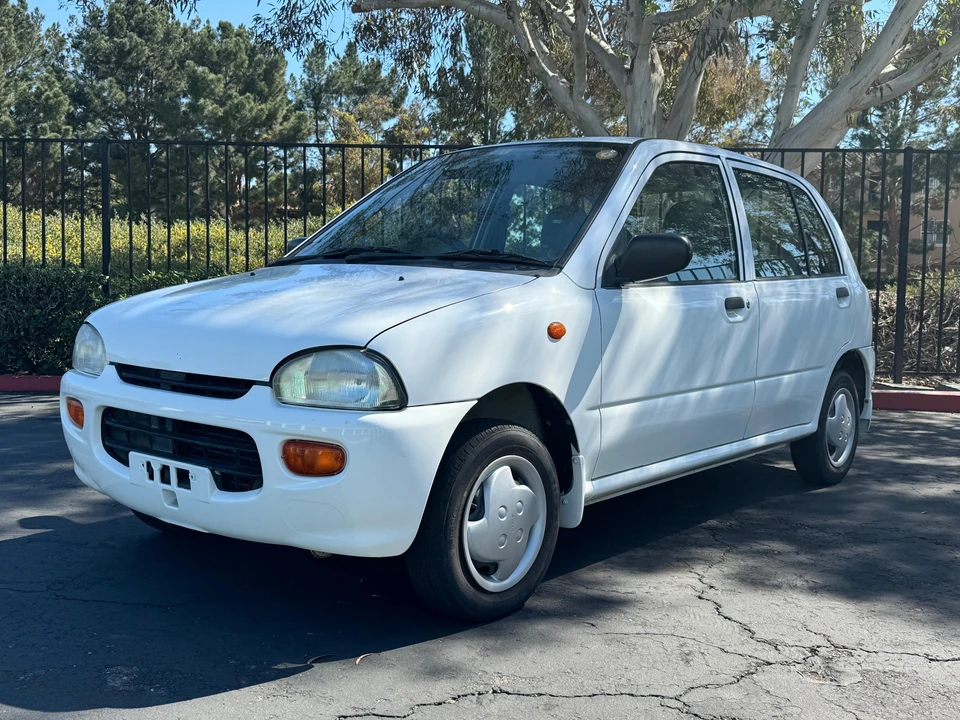 1995 Subaru Vivio - Image 10 of 31
