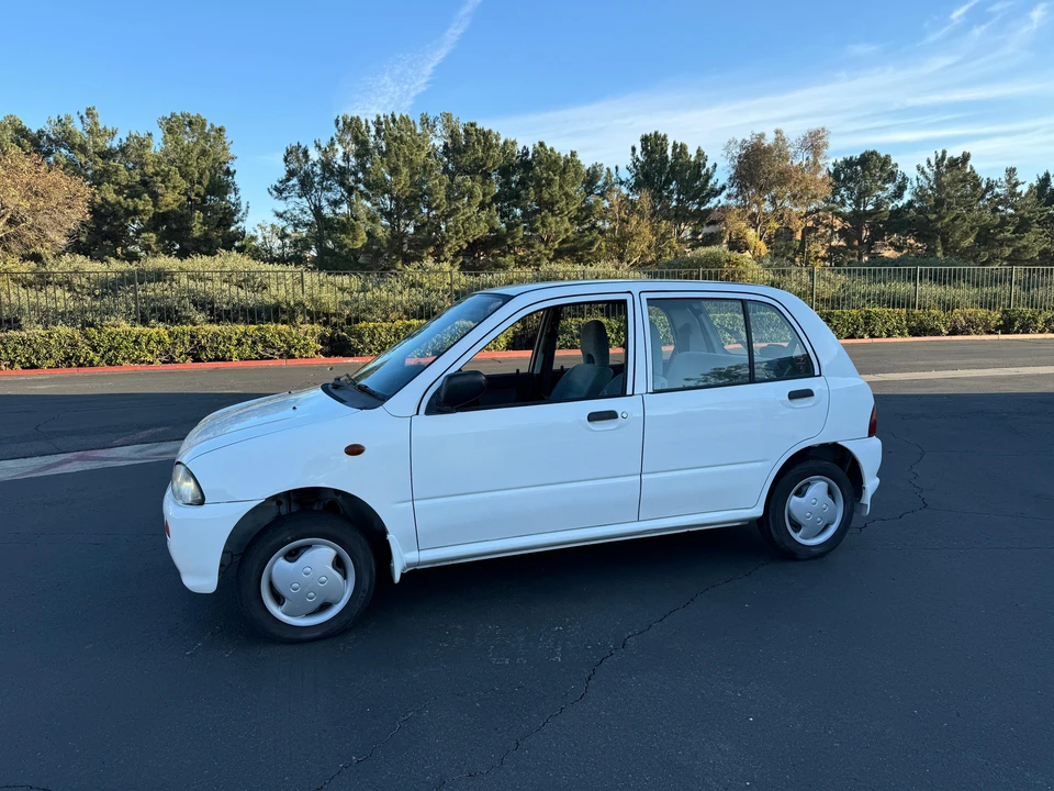 1995 Subaru Vivio - Image 12 of 31