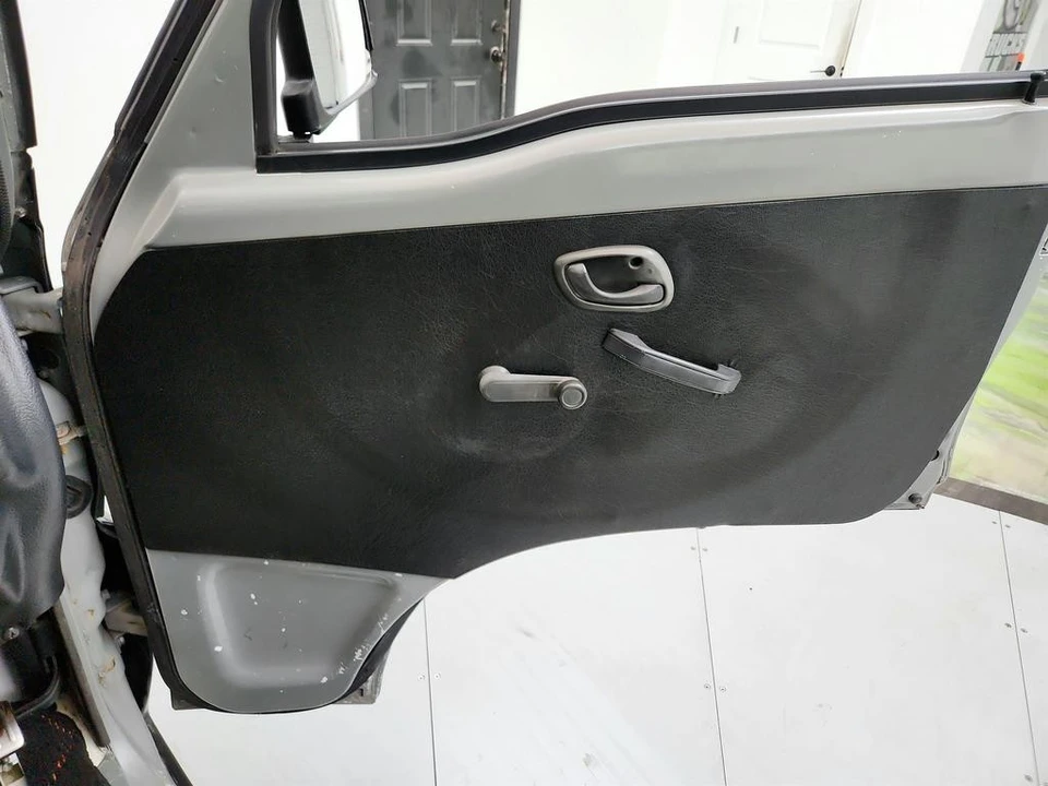 1995 Suzuki Carry & Every 9th Gen - Image 20 of 31