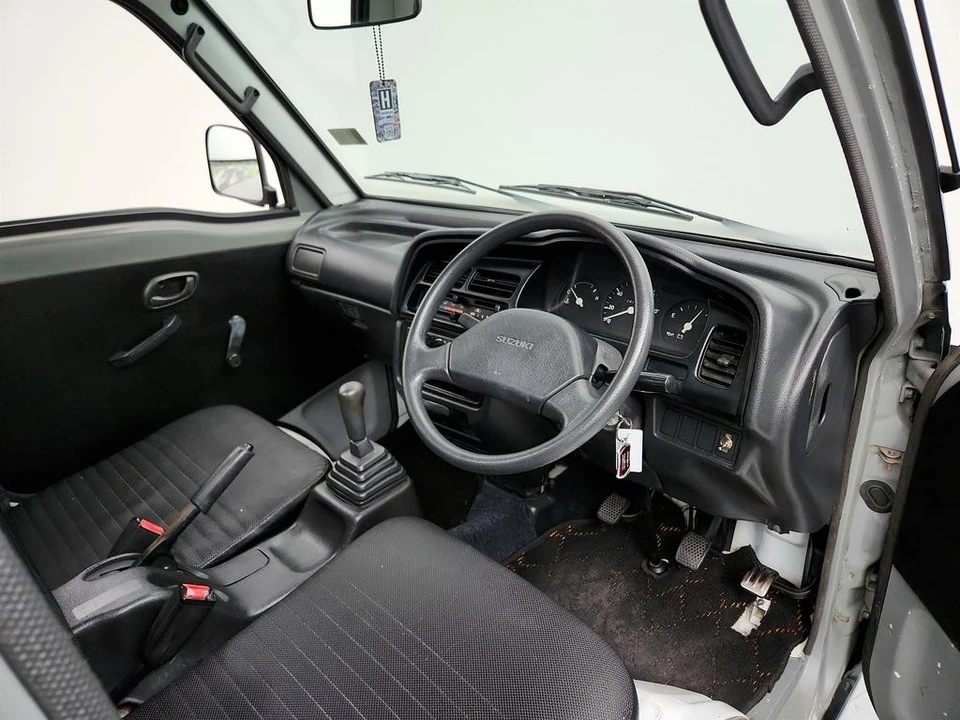 1995 Suzuki Carry & Every 9th Gen - Image 13 of 21